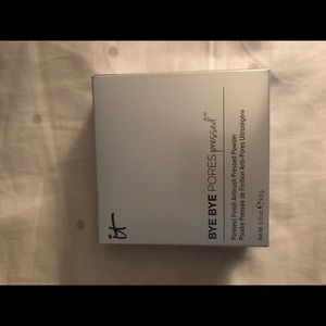 IT COSMETICS Make up